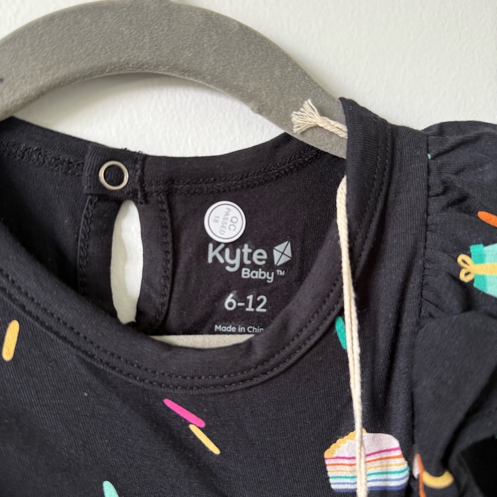 Kyte BABY Black Colorful Bubble Romper Birthday Print - Picture 2 of 3
